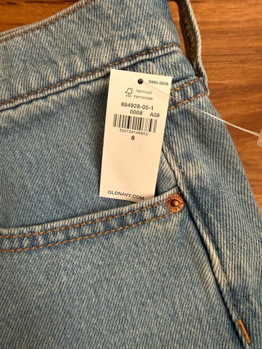 Old Navy High Rise Baggy Jean Shorts NWT - Picture 3 of 5